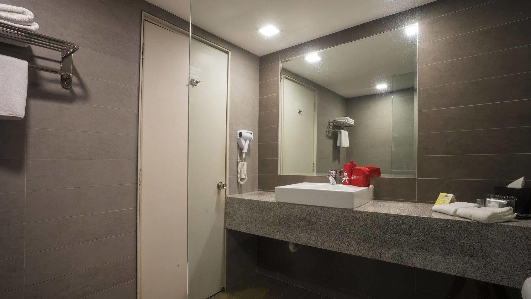 ZEN Rooms Orchard Singapur Exterior foto